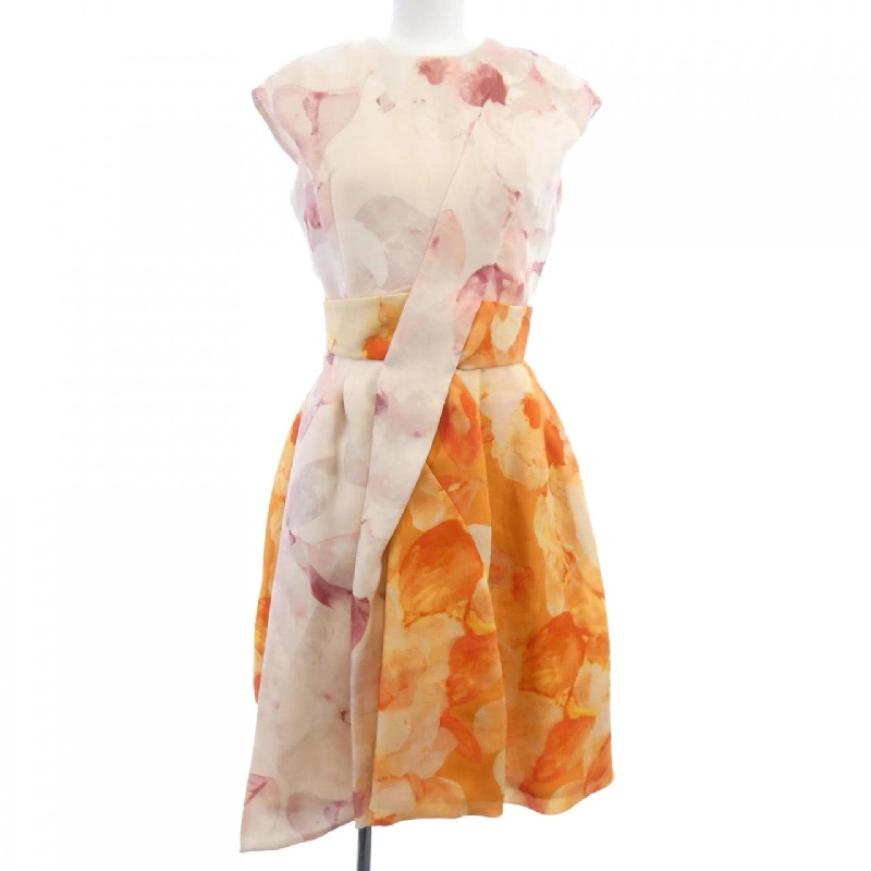 Christian Dior 3A21606D1686 Váy 646219