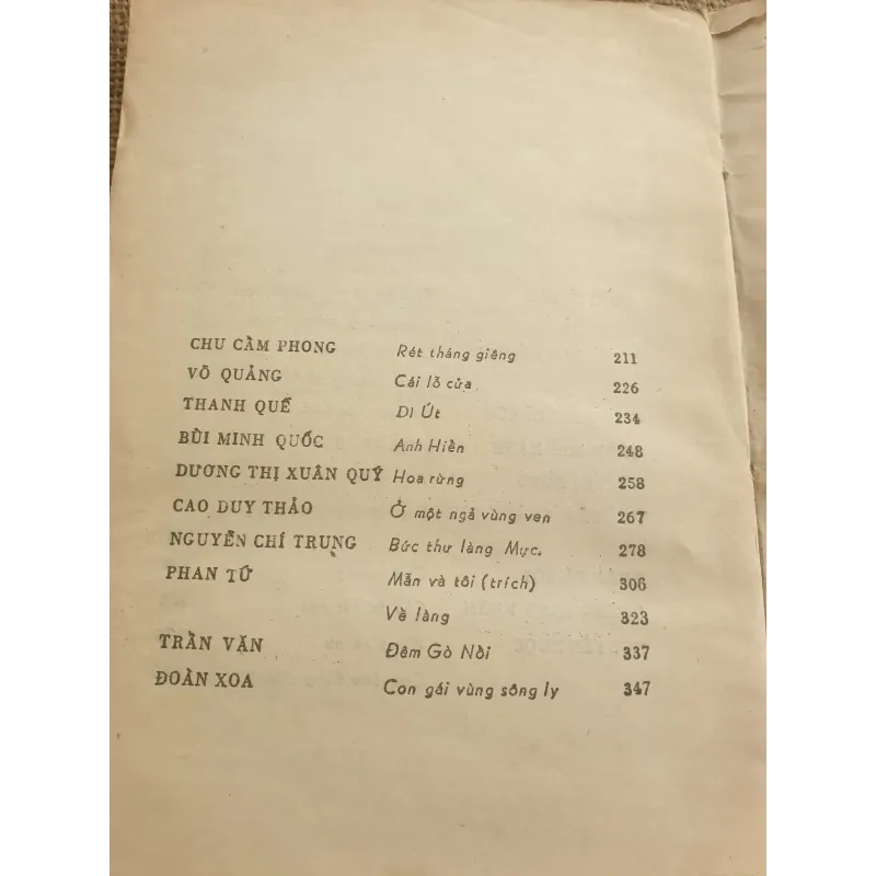 Tập văn 1946-1985; khổ lớn; Phía Nam Hải Vân  973481