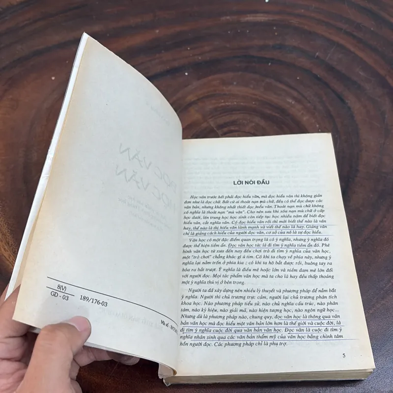 [Có Gạch Viết] - II Văn Học: Đọc Văn, Học Văn - Trần Đình Sử - 2003 1010412