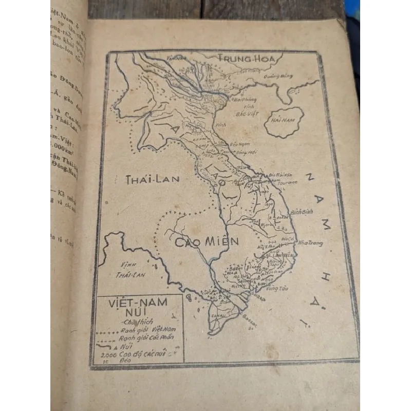 Địa dư việt nam lớp nhì lớp nhất - một nhóm giáo viên 604367