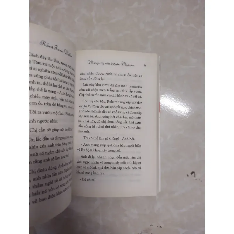 Sách - Những cây cầu ở quận Madison - Robert James Waller 932395