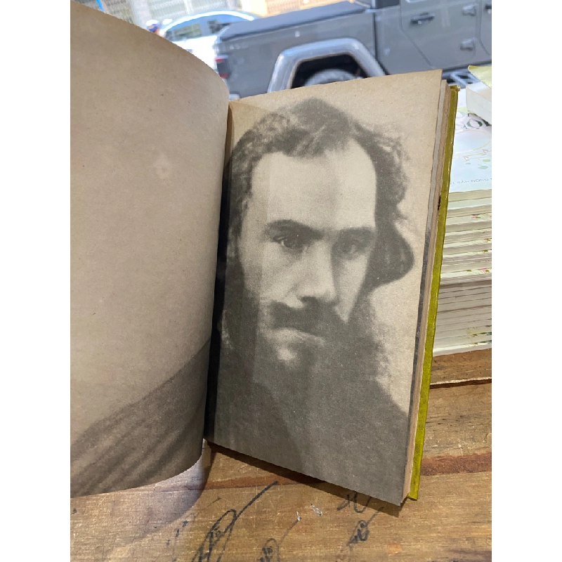 A Prisoner of the Caucasus - Lev Nikolayevich Tolstoy 334000