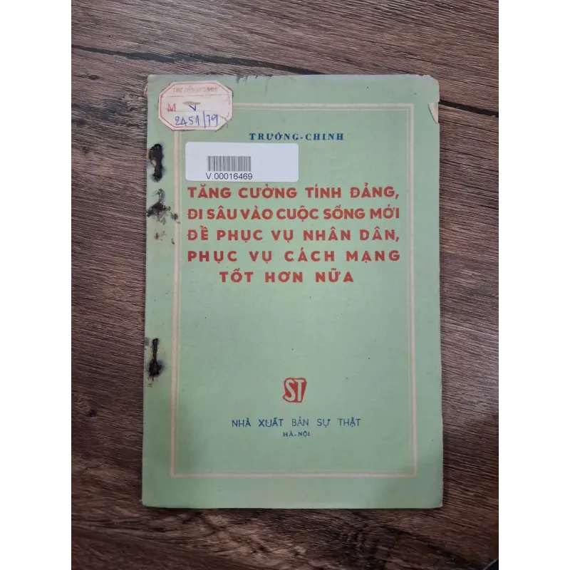 Trường-Chinh: Tăng cường tính Đảng, đi sâu vào cuộc sống mới để phục vụ nhân dân... 715931
