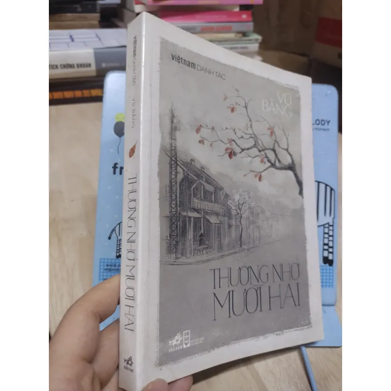 Sách: Thương nhớ mười hai - TG: Vũ Bằng (A1) 933375