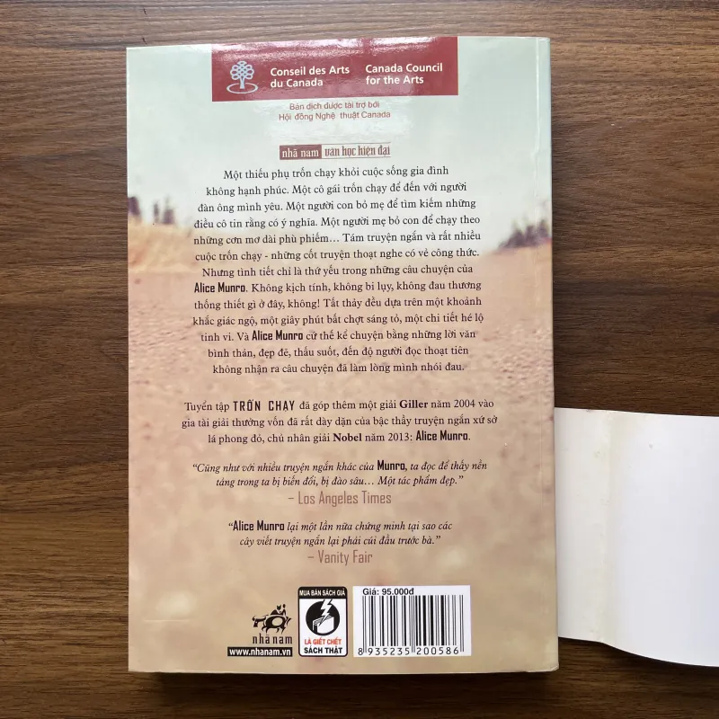 Trốn chạy - Alice Munro 975001