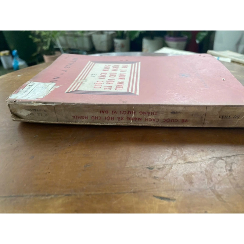 Lenin và Stalin - Vệ cuộc cách mạng xã hội chủ nghĩa tháng Mười vĩ đại 519638