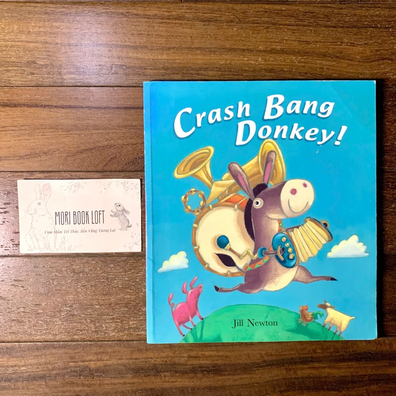 Sách ngoại văn Crash Bang Donkey!, Used, Khổ Lớn 532087
