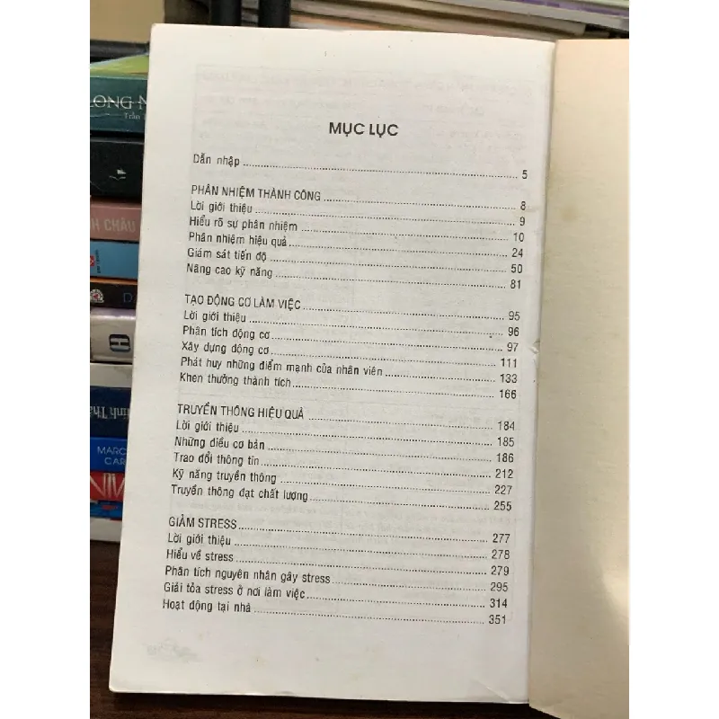 Cẩm nang quản trị — Robert Heller & Tim Hindle 576749