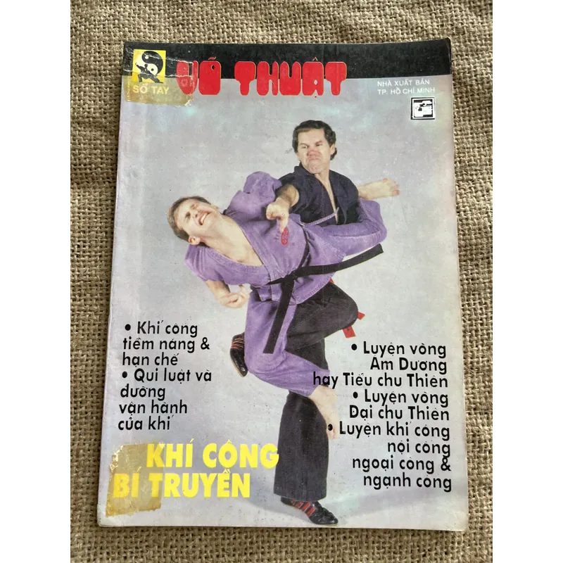 Sách võ thuật- khí công bí truyền 707355