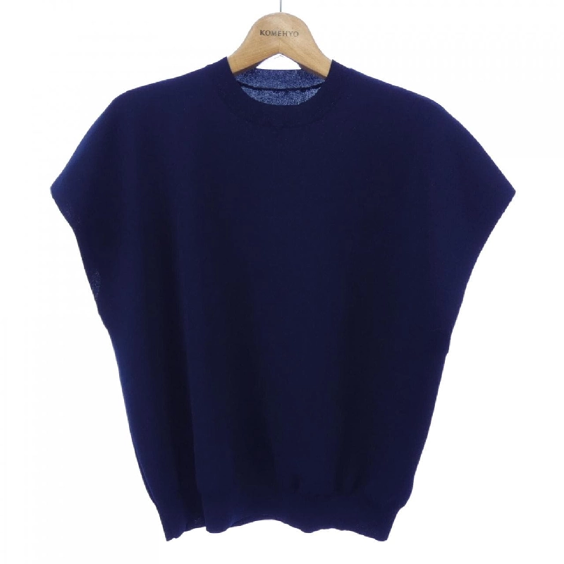 Áo ADORE - Hàng hiệu Authentic 811990