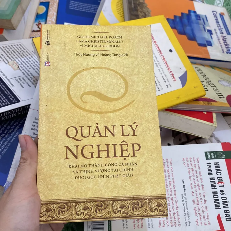 Quản lý nghiệp  800476