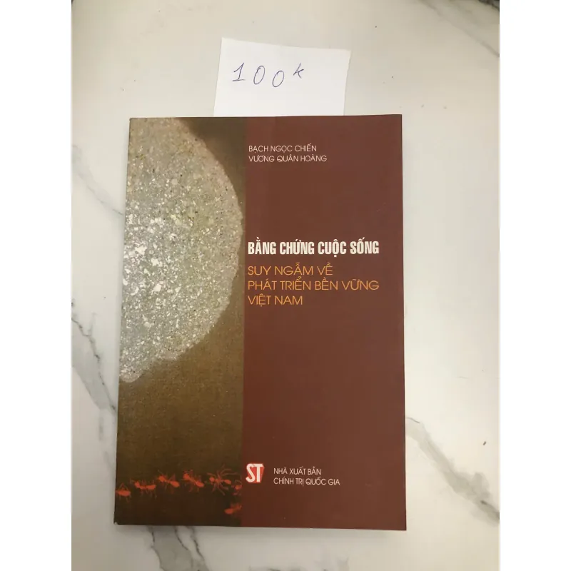 Bằng Chứng Cuộc Sống: Suy Ngẫm Về Phát Triển Bền Vững Việt Nam 602243