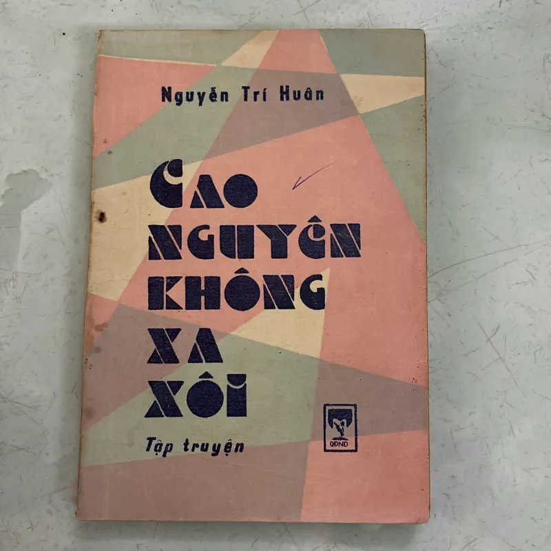 Cao nguyên không xa xôi - Nguyễn Trí Huân - 1987s 996193