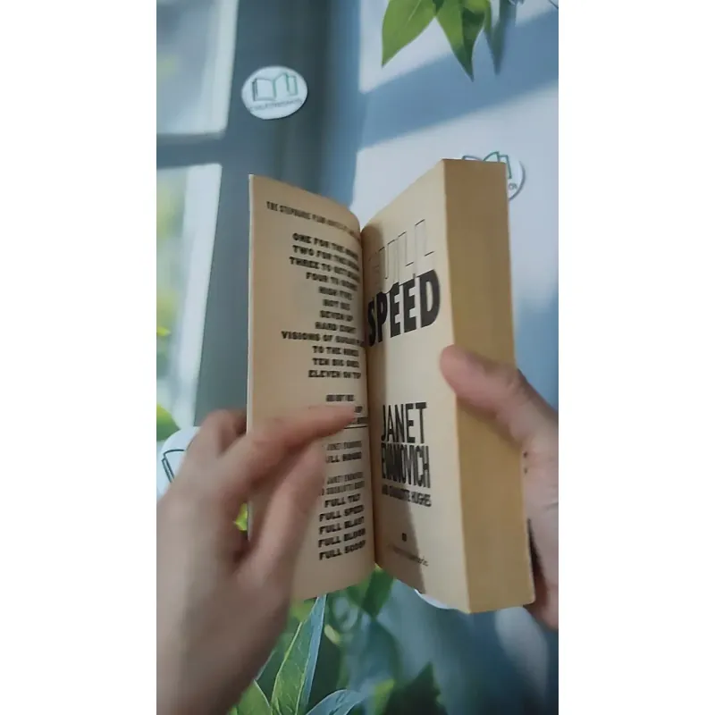 Full Speed - Janet Evanovich & Charlotte Hughes 1027580