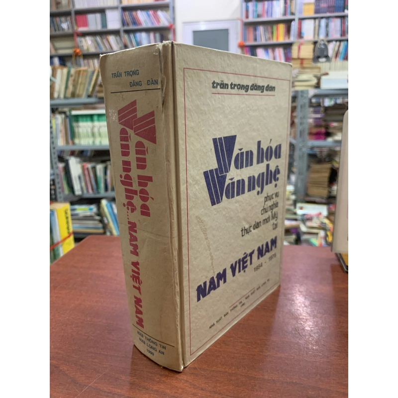 Văn hóa văn nghệ phục vụ chủ nghĩa thực dân mới Mỹ tại nam Việt Nam 1954 - 1975 301029