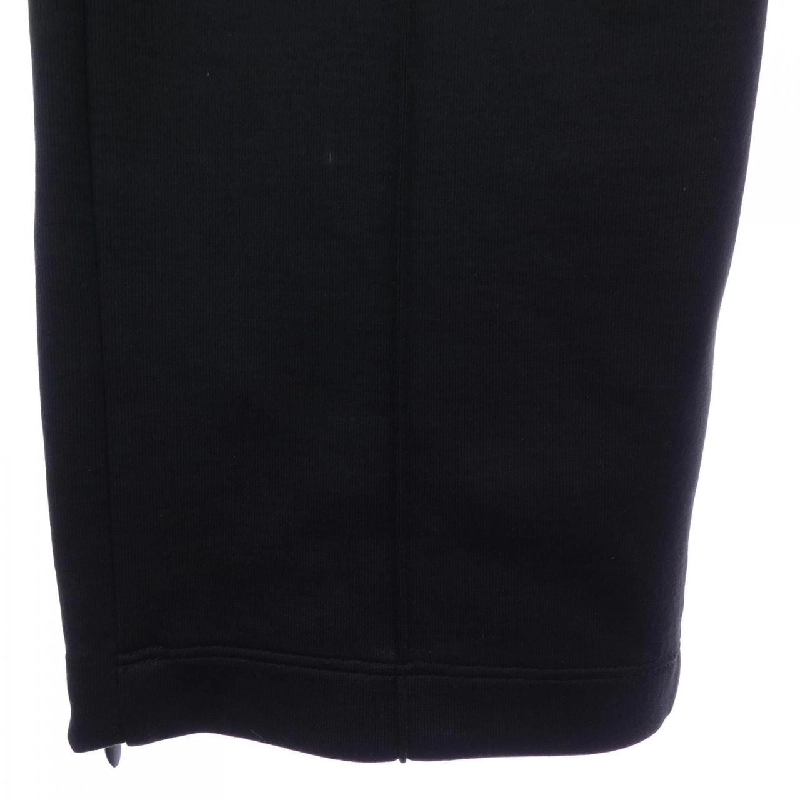 Quần VALENTINO RV3MD00Q584 - Hàng hiệu Authentic 885038