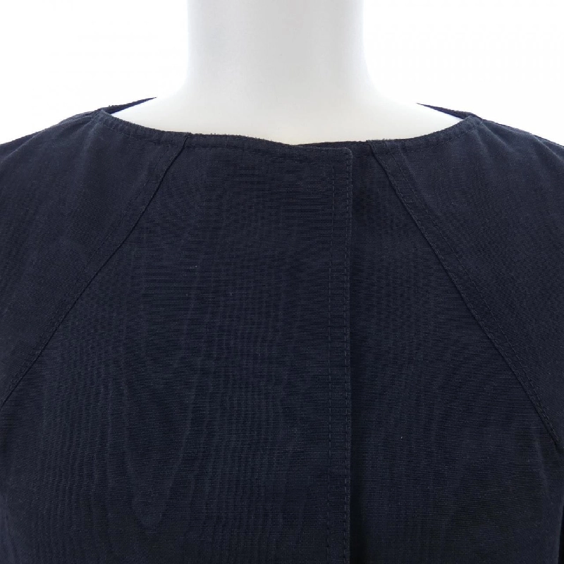 FENDI FJ6293 IQL Áo khoác - Hàng hiệu Chính hãng 821222