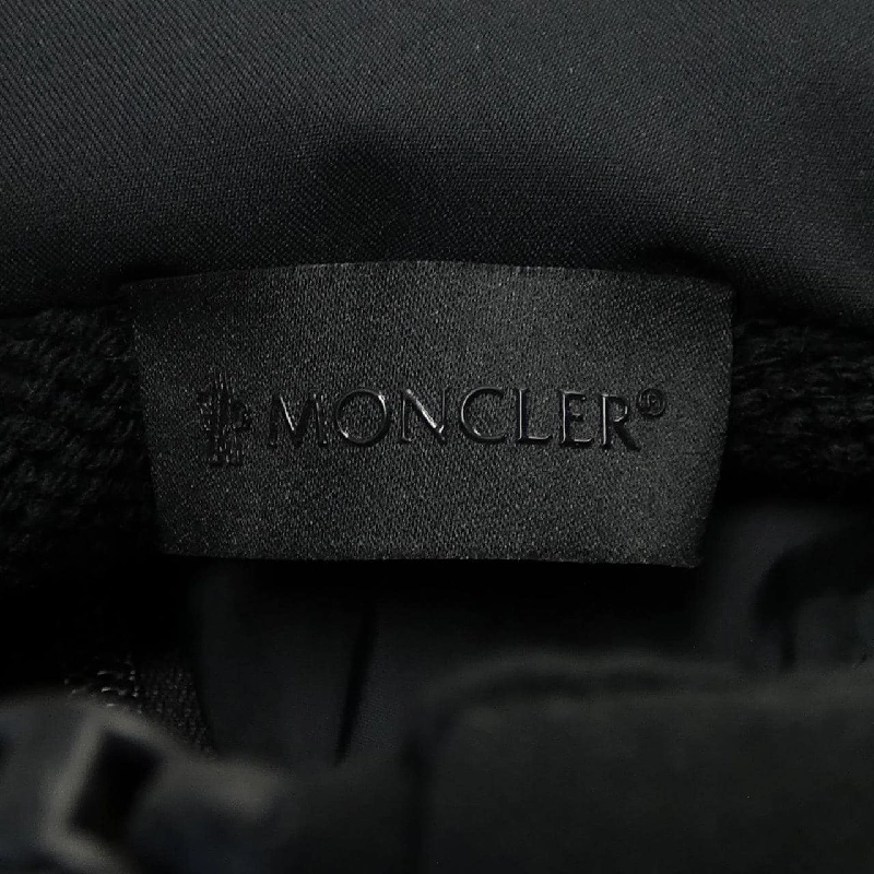 Moncler MONCLER 20919B00030 Áo khoác lông - Hàng hiệu Chính hãng 895767
