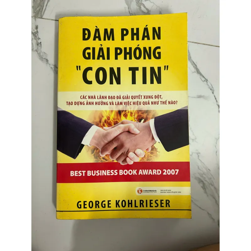Đàm phán giải phóng "Con Tin" - George Kohlrieser - Kinh tế/Kỹ năng 1024953