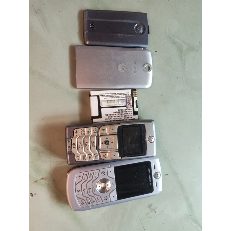 Điện thoại Motorola c157 mới chát  69534