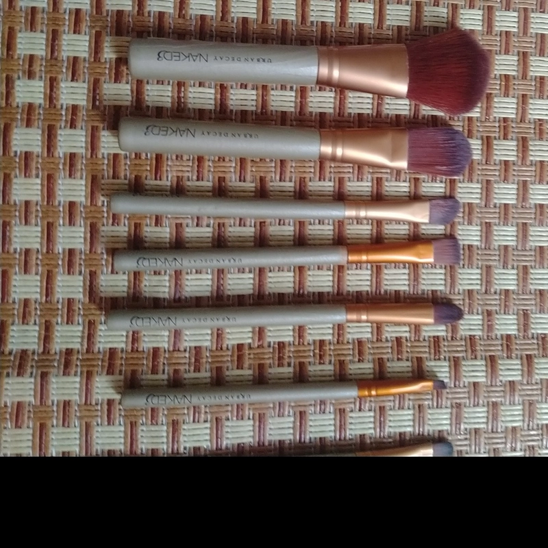 Cọ makeup 9 cây Naked3 + Có hộp đựng thiếc 544789