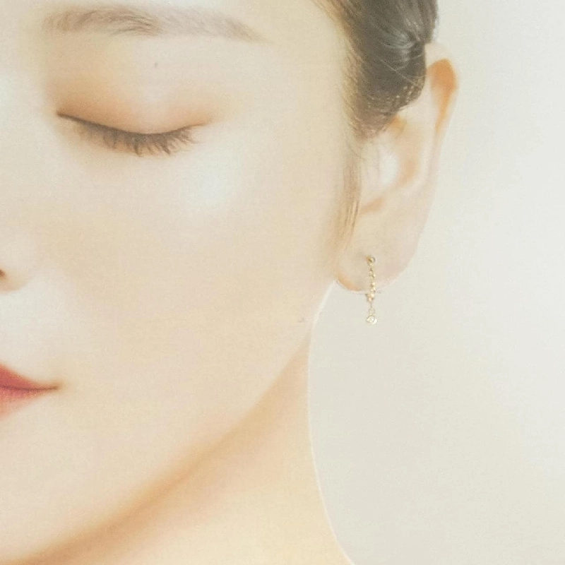 K10YG Bông tai kim cương 0.06CT - Hàng hiệu Chính hãng 873572