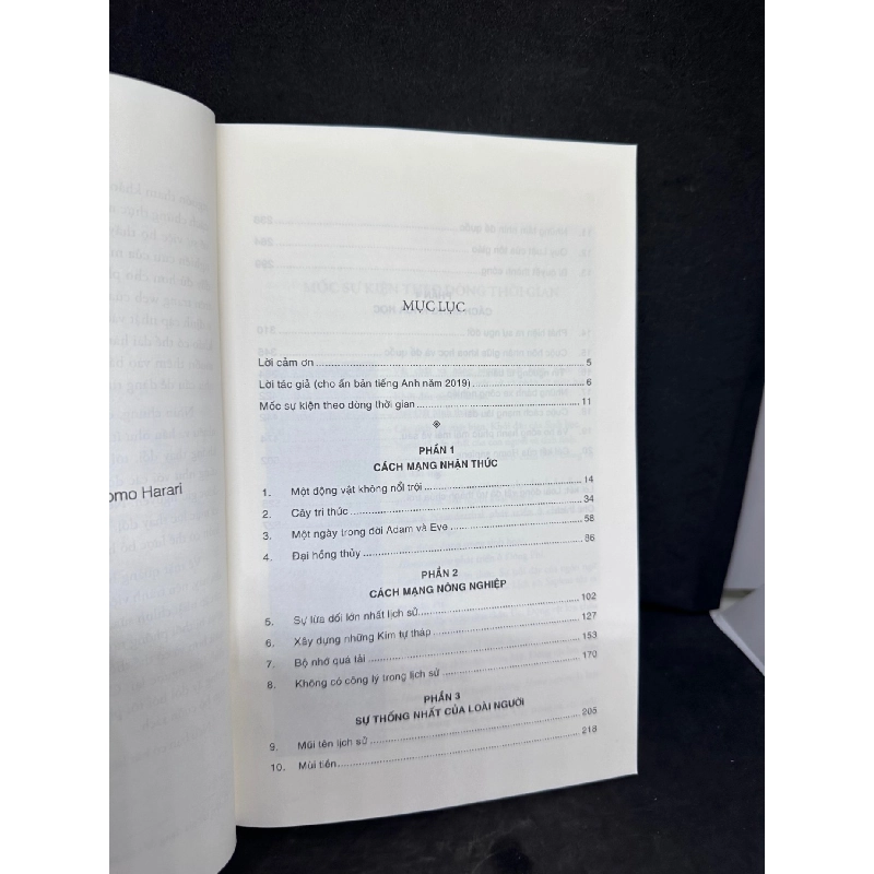 Sapiens Lược Sử Loài Người, Yuval Noah Harari, 2020, Mới 80% (Ố Nhẹ) SBM270325 918955