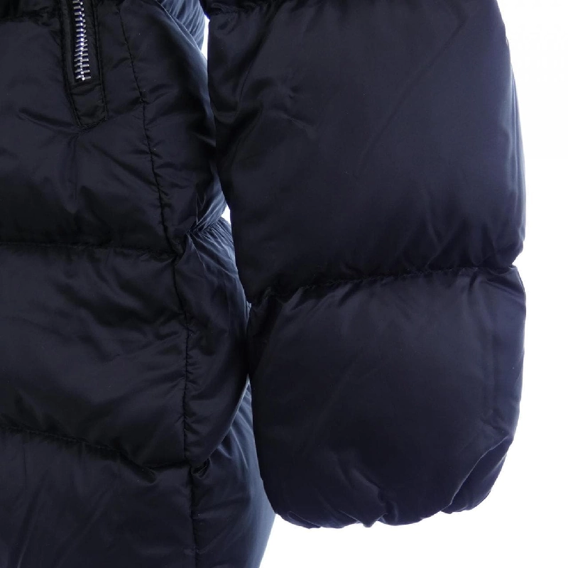 Áo khoác lông vũ MONCLER 640210