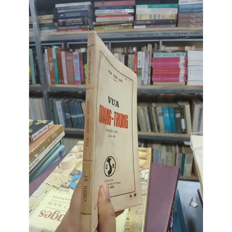 VUA QUANG TRUNG - PHAN TRẦN CHÚC 715512