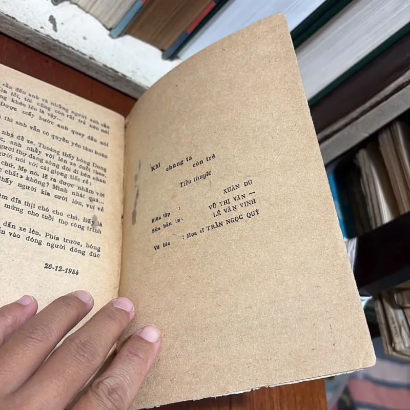 II Tiểu Thuyết: Khi Chúng Ta Còn Trẻ - Trần Hoàng Bách - 1986 750981