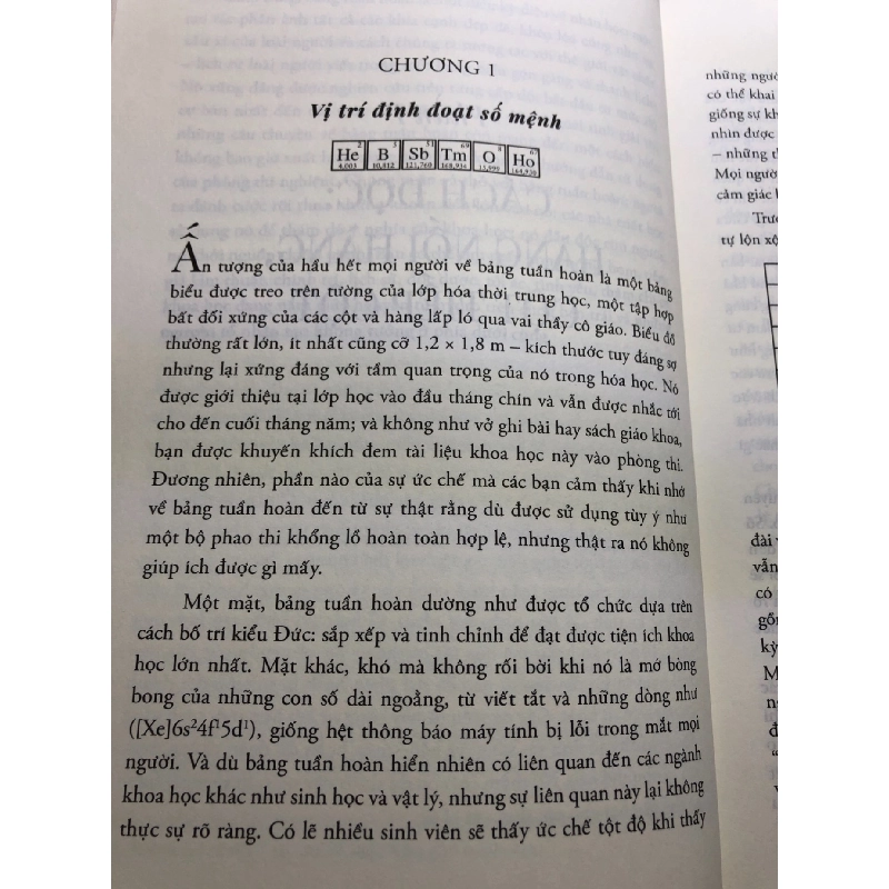 Chiếc thìa biến mất 2020 mới 90% Sam Kean HPB2307 LỊCH SỬ - CHÍNH TRỊ - TRIẾT HỌC 916451