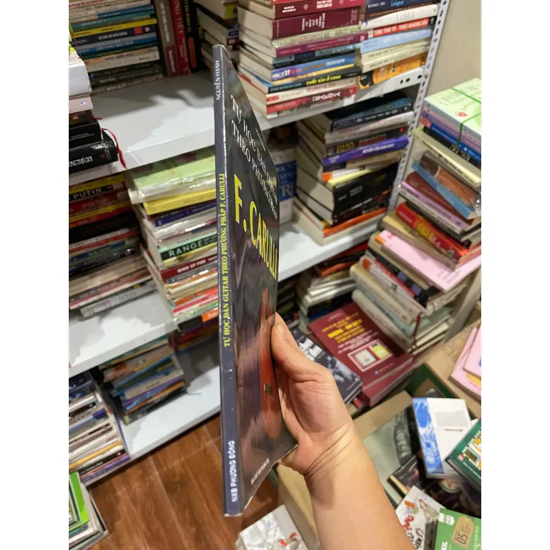 Tự Học Đàn Guitare Theo Phương pháp  F.Carulli, Mới 80% (DMChien) 733149