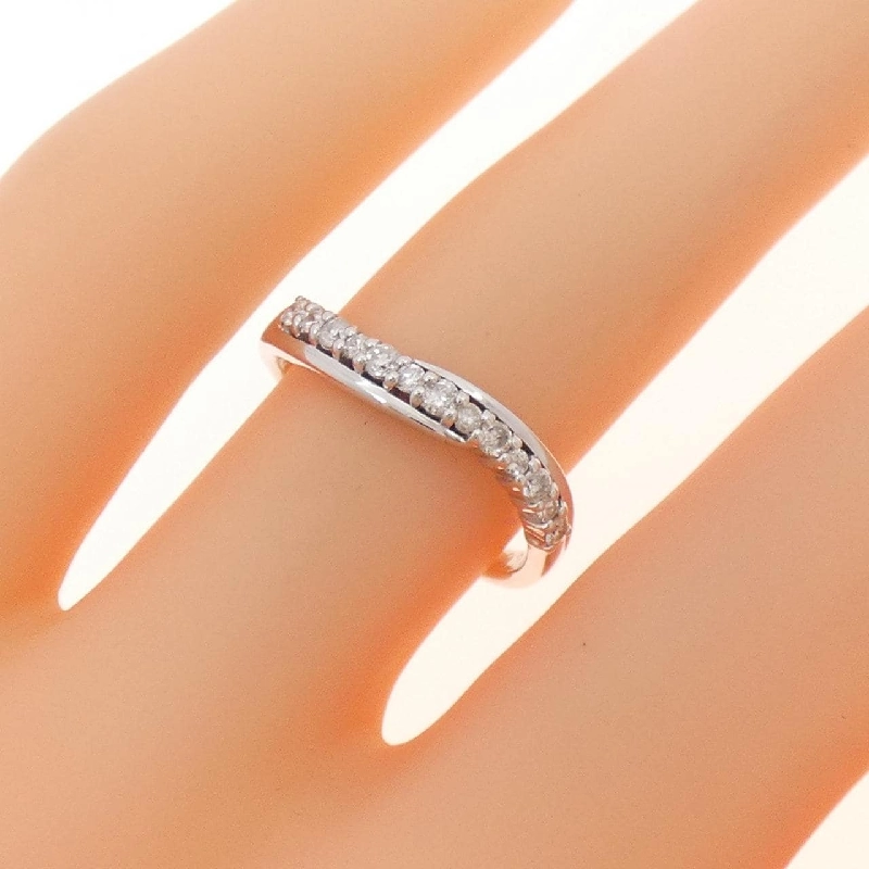 Nhẫn kim cương K18WG 0.20CT 666399