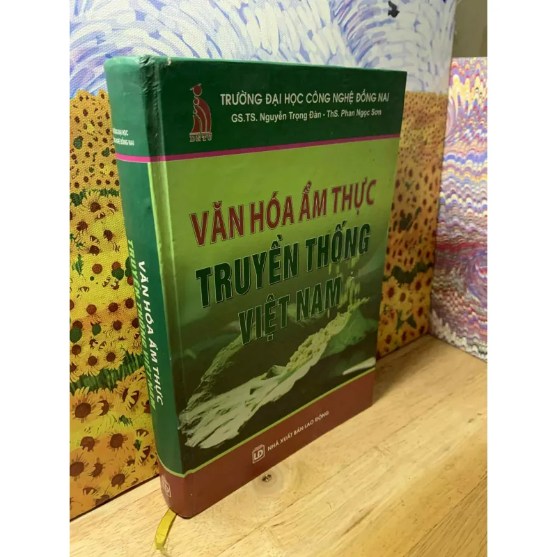 Văn Hóa Ẩm Thực Truyền Thống Việt Nam - Sách bìa cứng khổ to 592939