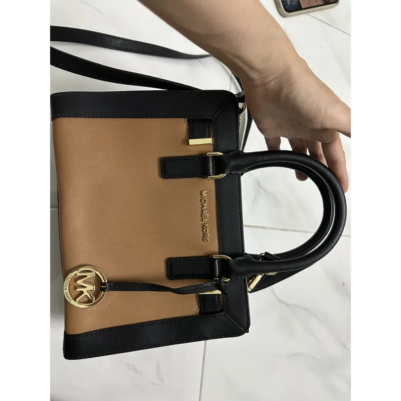 Túi xách Michael Kors 607579