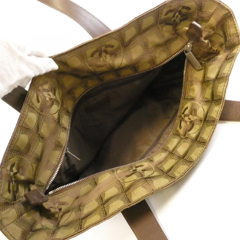 Túi xách vai Chanel Travel Line 15825 - Hàng hiệu Authentic 767029