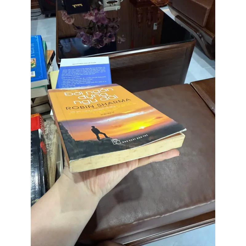 Đời ngắn đừng ngủ dài – Robin Sharma | Sách phát triển bản thân bán chạy 976332