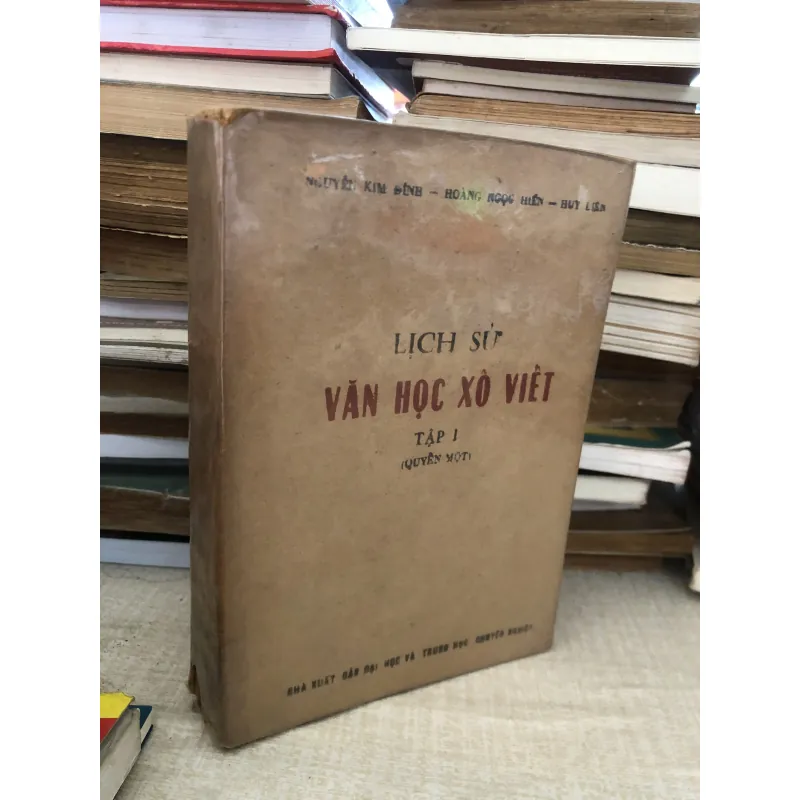 Lịch sử Văn học Xô Viết tập 1 1009804