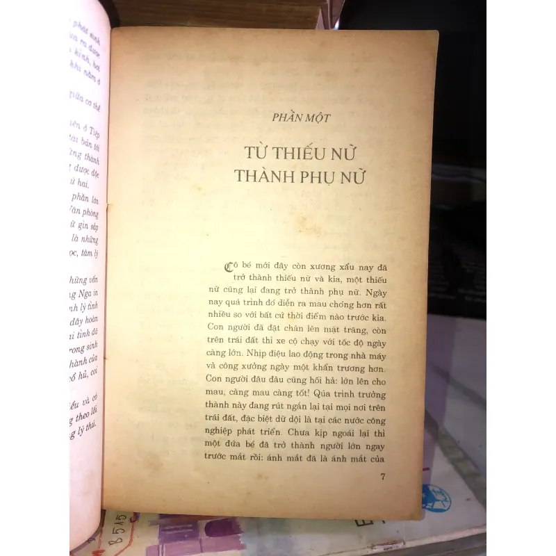 Bách khoa phụ nữ trẻ 1031959
