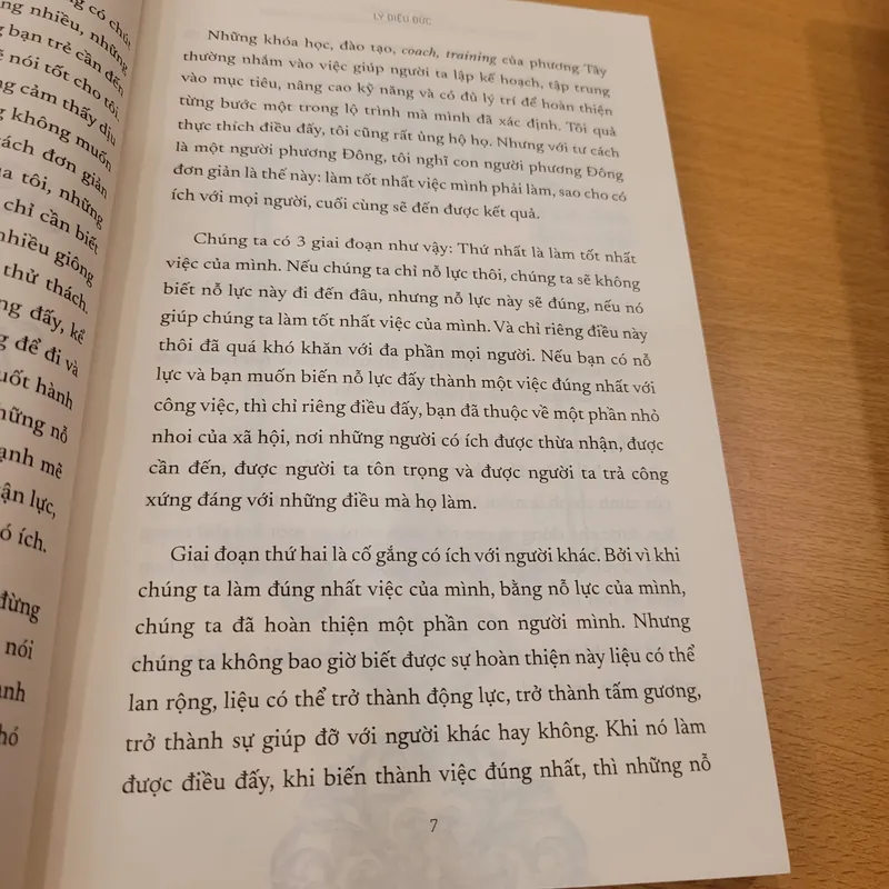Sách Lý trí tàn nhẫn - Tác giả Lý Diệu Đức 702879