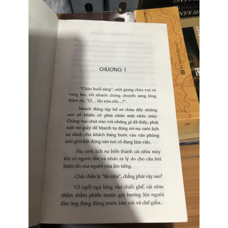 Tiểu thuyết Lắng nghe tiếng yêu 990602