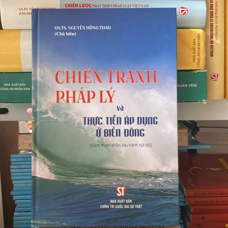 Chiến tranh pháp lý  726417
