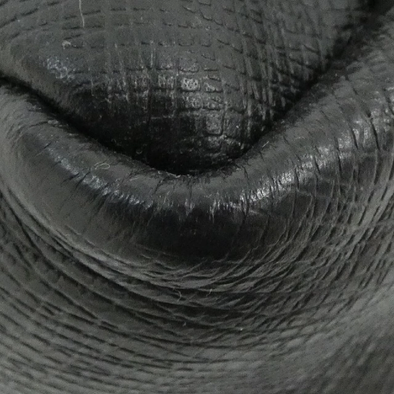 Balo Louis Vuitton Taiga Lama Discovery M30230 - Hàng hiệu Authentic 776408