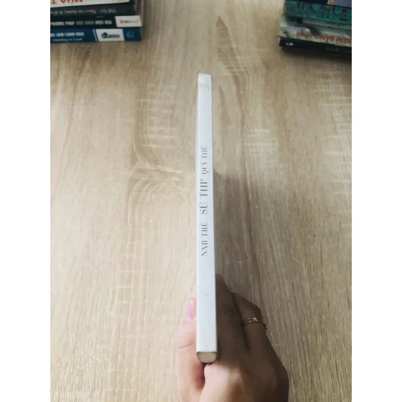QUÝ THỂ SỬ THI - giải thưởng cuộc vận động sáng tác Văn Học Tuổi Hai Mươi  1027809