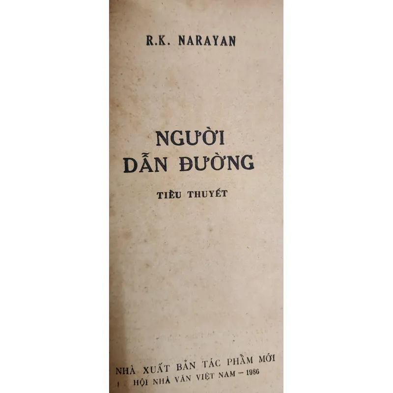 Tiểu thuyết NGƯỜI DẪN ĐƯỜNG, nhà văn Ấn Độ Rasipuram Krishnaswamy Narayan 708042