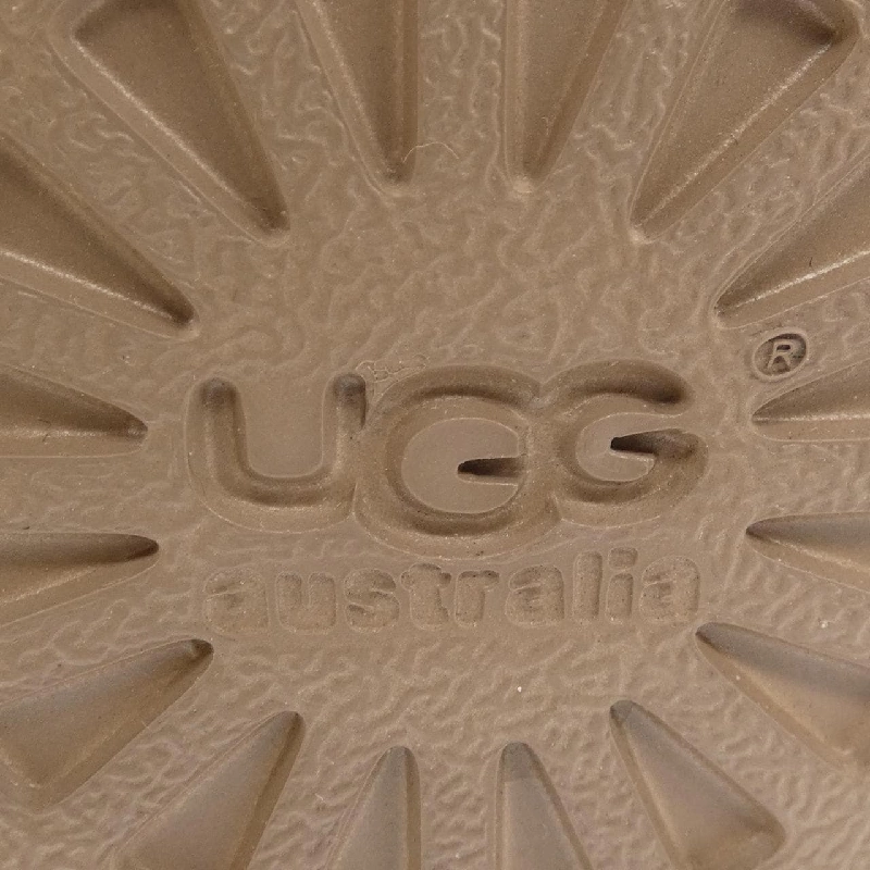 Giày bốt UGG 657807