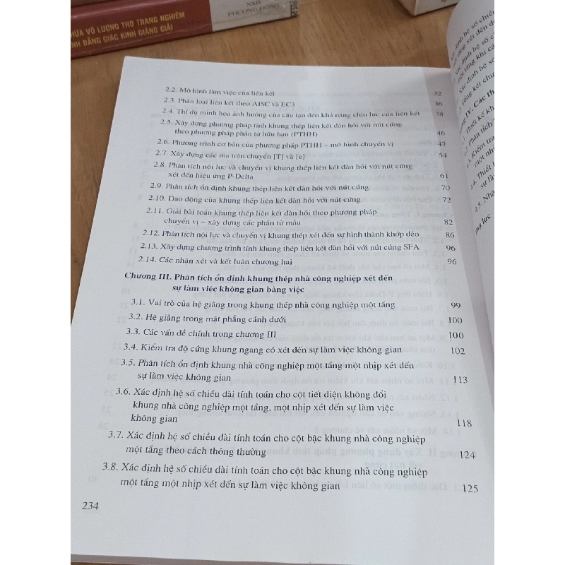 Tính toán và thiết kế khung thép liên kết đàn hồi - TS. Vũ Quốc Anh 758816