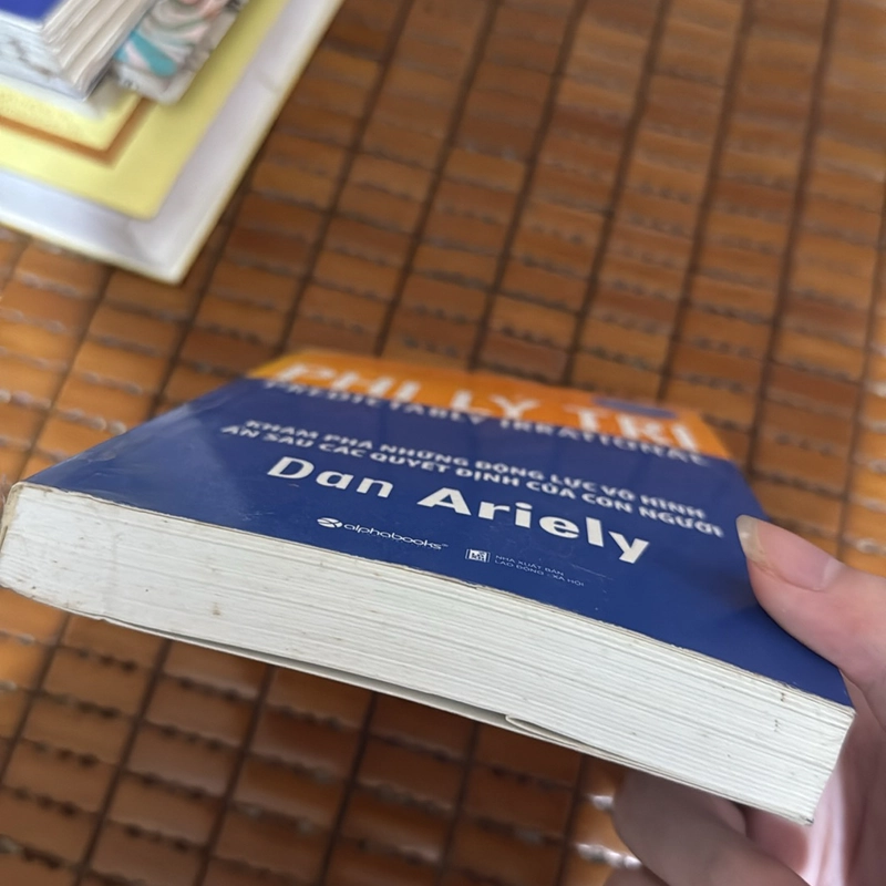Phi lý trí - Dan Ariely 527540