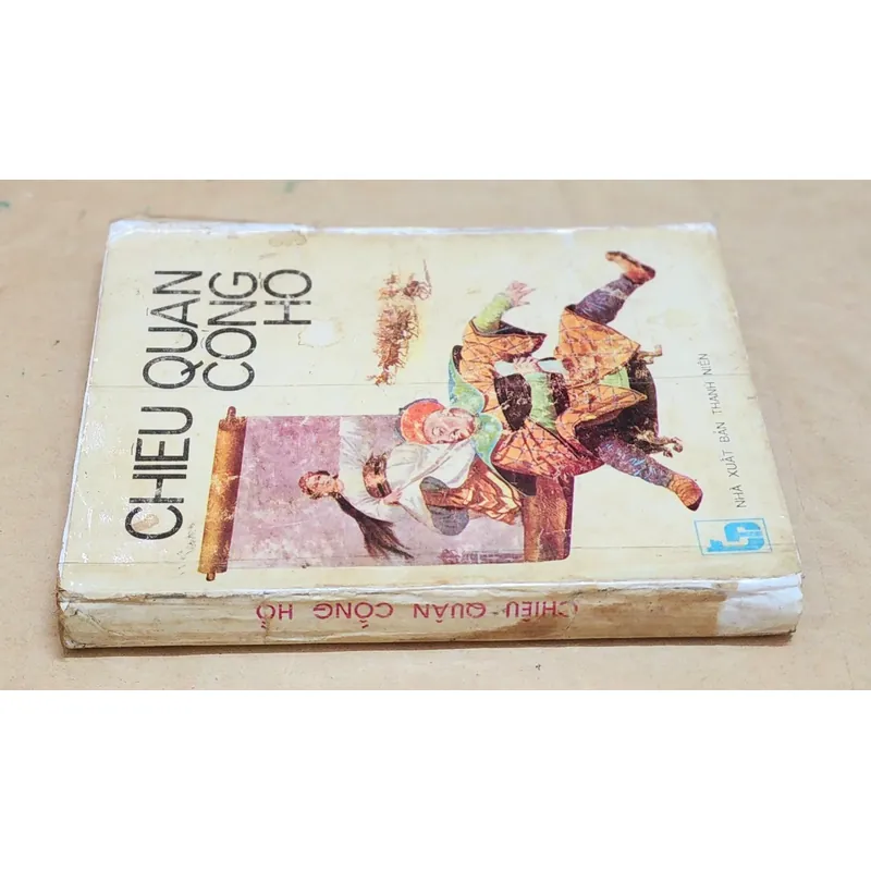 CHIÊU QUÂN CỐNG HỒ - Phỏng dịch: Đỗ Mục (296 trang) 731664