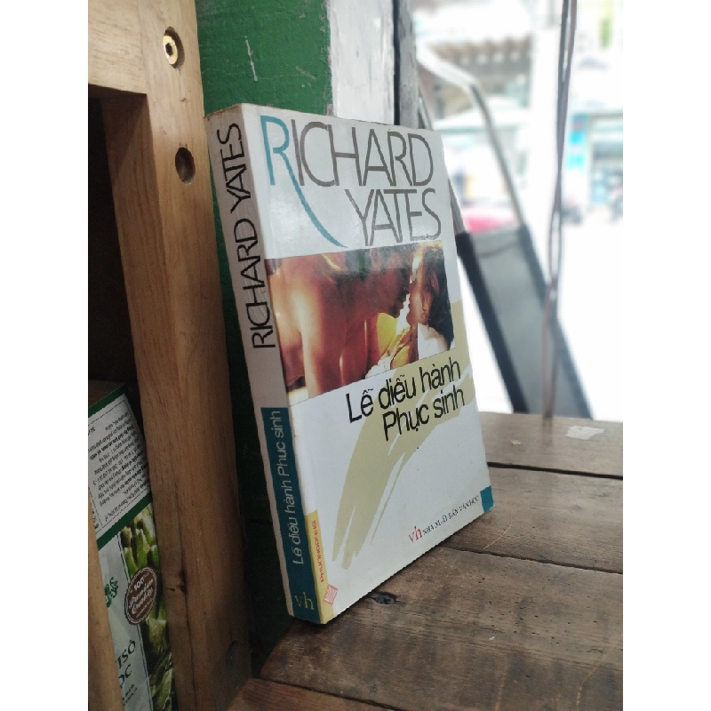 LỄ DIỄU HÀNH PHỤC SINH - RICHARD YATES 306037